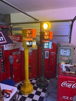 Semafor USA oroginál vč. sloupu (ŽLUTÝ)