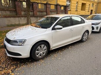 VW Jetta 2011 1.6 TDI manuál