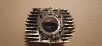 Jawa 50 pionýr hlava válce