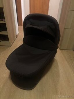 Hluboká korba Thule bassinet