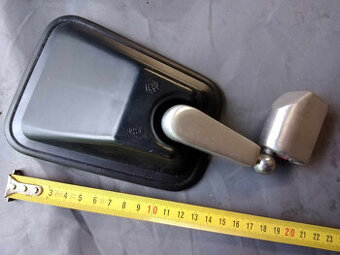 Nepoužité zrcátko Wartburg, Trabant a jiné