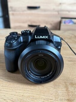 📸 Panasonic Lumix DMC-FZ300