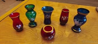 Nabízím skleněné malované vázičky