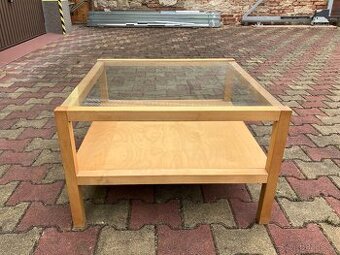 Konferenční stolek