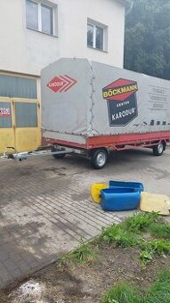 Přívěs s plachtou, točna