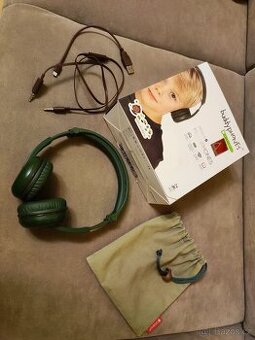 Sluchátka buddyphones