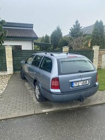 Škoda octavie 1.9 tdi 74kw 4x4 elegance