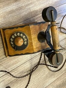 Dřevěný telefon TESLA