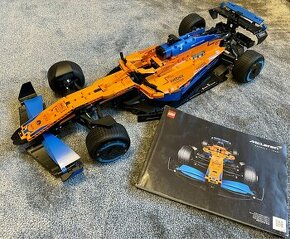 McLaren Formula 1 Team 2022 Race Car