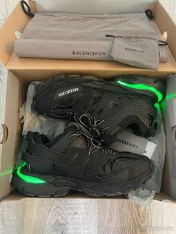 Balenciaga track led