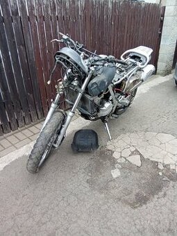 BMW f650
