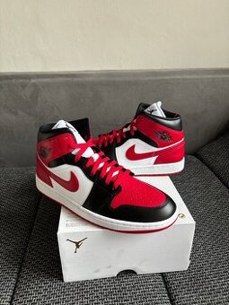 Nike Jordan Chicago Mid