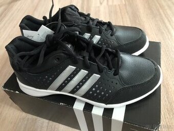 Dámské, dívčí boty adidas NOVÉ vel.4