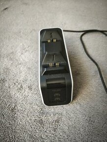 Nabíjecí stanice na ovladače playstation 5 - 1