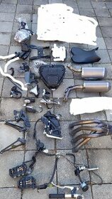 Yamaha R1 Big Bang 2010 -2014 ~ DÍLY