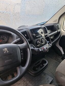 Peugeot boxer 2,2 bluehdi 121kw
