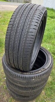 Téměř nové letní pneu Michelin e.primacy 2 225/45/19