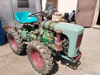 Malotraktor Holder A10 4x4 vodník plně funkční