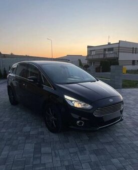 Ford S-Max 2.0 TDCi Titanium PowerShift