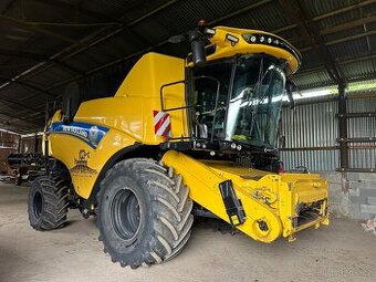 New Holland CX 8.80, rok 2021, motor 401 HP