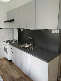 Kuchyňská linka 2,4 m šedá mat - 1
