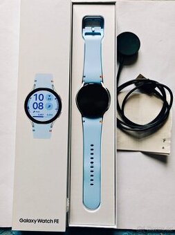 Samsung Galaxy Watch FE, výborný stav, ZÁRUKA