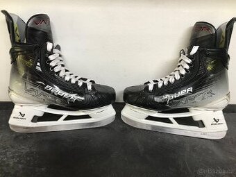 Brusle bauer hyperlite 2,SR 7 (42-43)fit 2,stelka 26.3cm