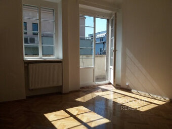 Pronájem krásného bytu 2+KK/B, 50 m2, Praha 4 - Podolí, Prav