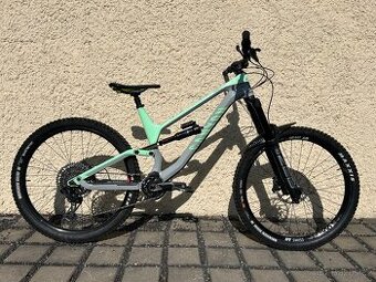 Canyon Torque CF 7(2021). Velikost L. 27,5.