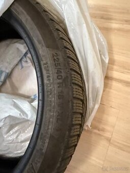 Pneu Continental 225/40 R18
