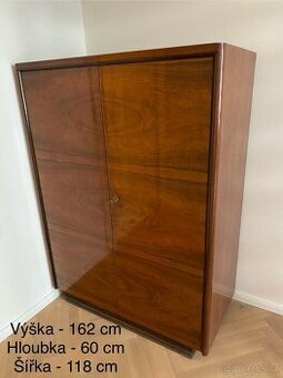 Daruji retro nábytek v top stavu