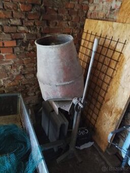 Míchačka na beton + kabel 9,6m ( 380 V )