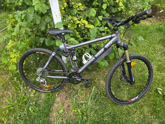 Carrera Zelos 21", kola 26"