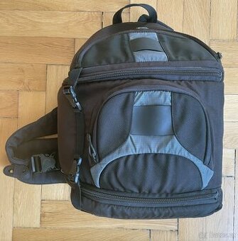 FOTOBATOH LOWEPRO SlingShot 300AV