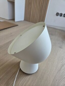 Designová stolní lampa IKEA