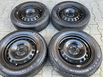 Zimní sada 5x100 Škoda Volkswagen 185/65 R15 Michelin