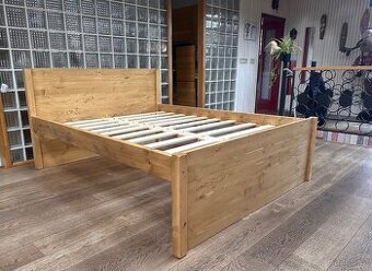 Nová, masivní postel, vyšší nosnost 160 x 200 rošt