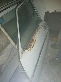 Lancia Beta Trevi  dveře