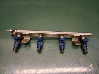 Vstřikovací lišta s vstřikovači  motor 1.6 G4FC 92kW