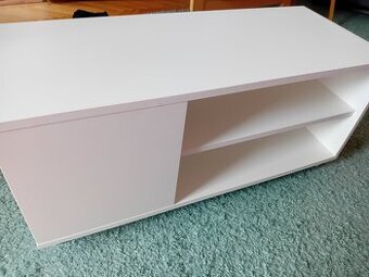 Stolek Ikea na kolečkách