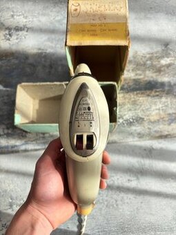 Funkční vintage fén ELP Hlinsko – typ 519, s původní krabicí