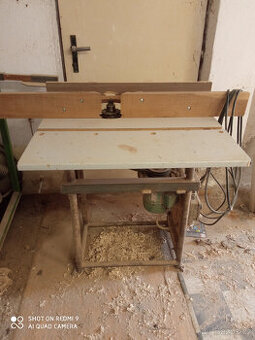 Spodní truhlářská frézka zámečnické výroby