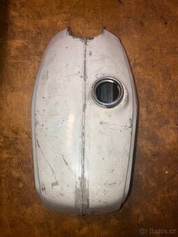 Jawa 90 - nádrž č.2