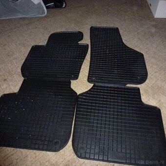 Skoda Superb II gumové koberce