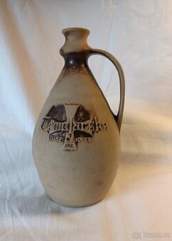 Templářský keramický džbánek na víno - 0,75 l