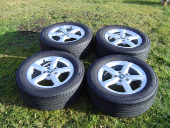 4XLETNÍ HLINÍKOVÁ KOLA ŠKODA KAROQ, SUPERB 215/60 R16.TOP
