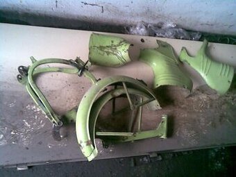 Koupím díly Jawa 550 v této barvě