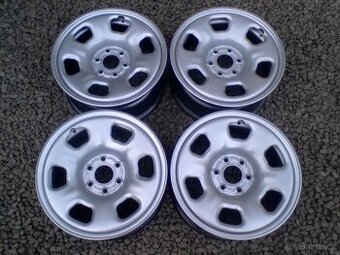 Nové 16 plechové disky Nissan Pathfinder,Navara