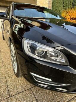 VOLVO V6O T5 POLESTAR 250PS 8-st. automat HARMANN KARDON
