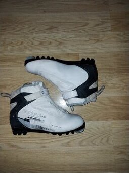 Boty na běžky Rossignol nnn vel. 40-41